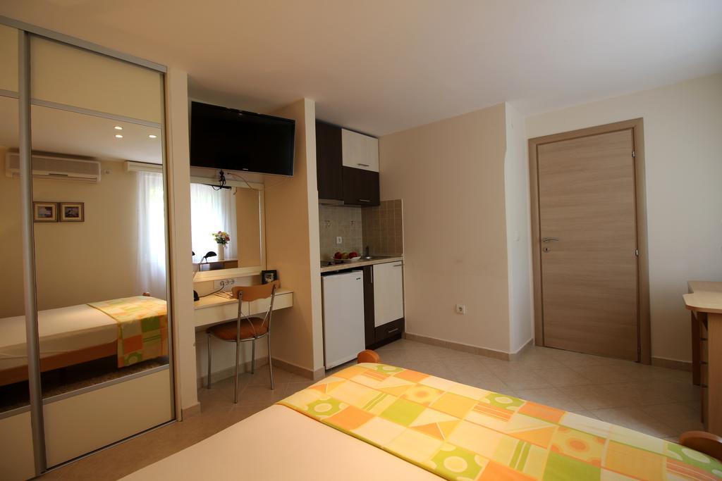 Apartments Kordic Котор Экстерьер фото